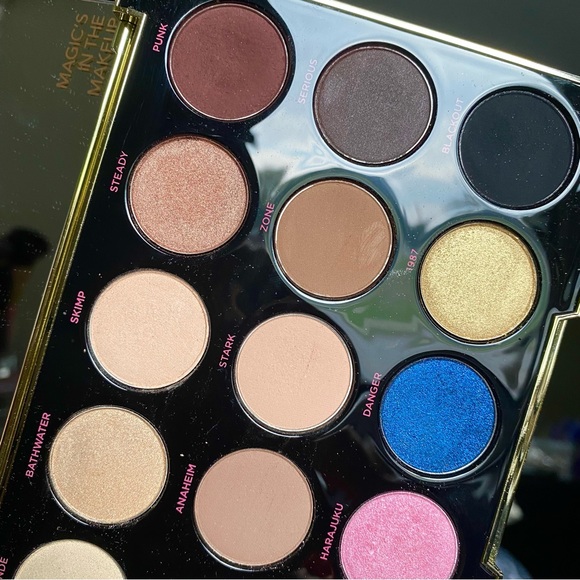 Urban Decay Gewn Stefani Palette - Picture 3 of 4